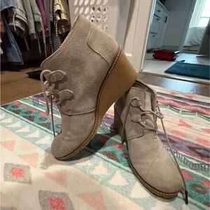 Toms Light Gray Ankle Booties